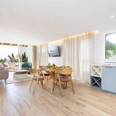 Victoria * 칼라오살바헤